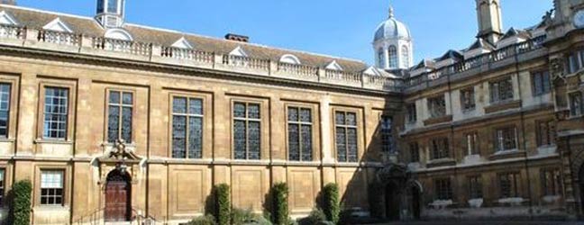 Camp linguistique d’été junior Bucksmore - Clare College - Université de Cambridge (Cambridge en Angleterre)