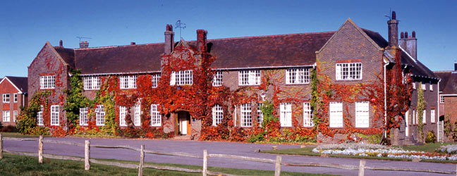 Camp linguistique d’été junior Bucksmore - Plumpton College (Brighton en Angleterre)