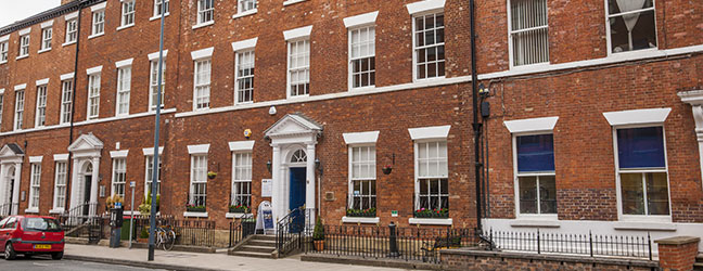 CES - Centre of English Studies (Leeds en Angleterre)